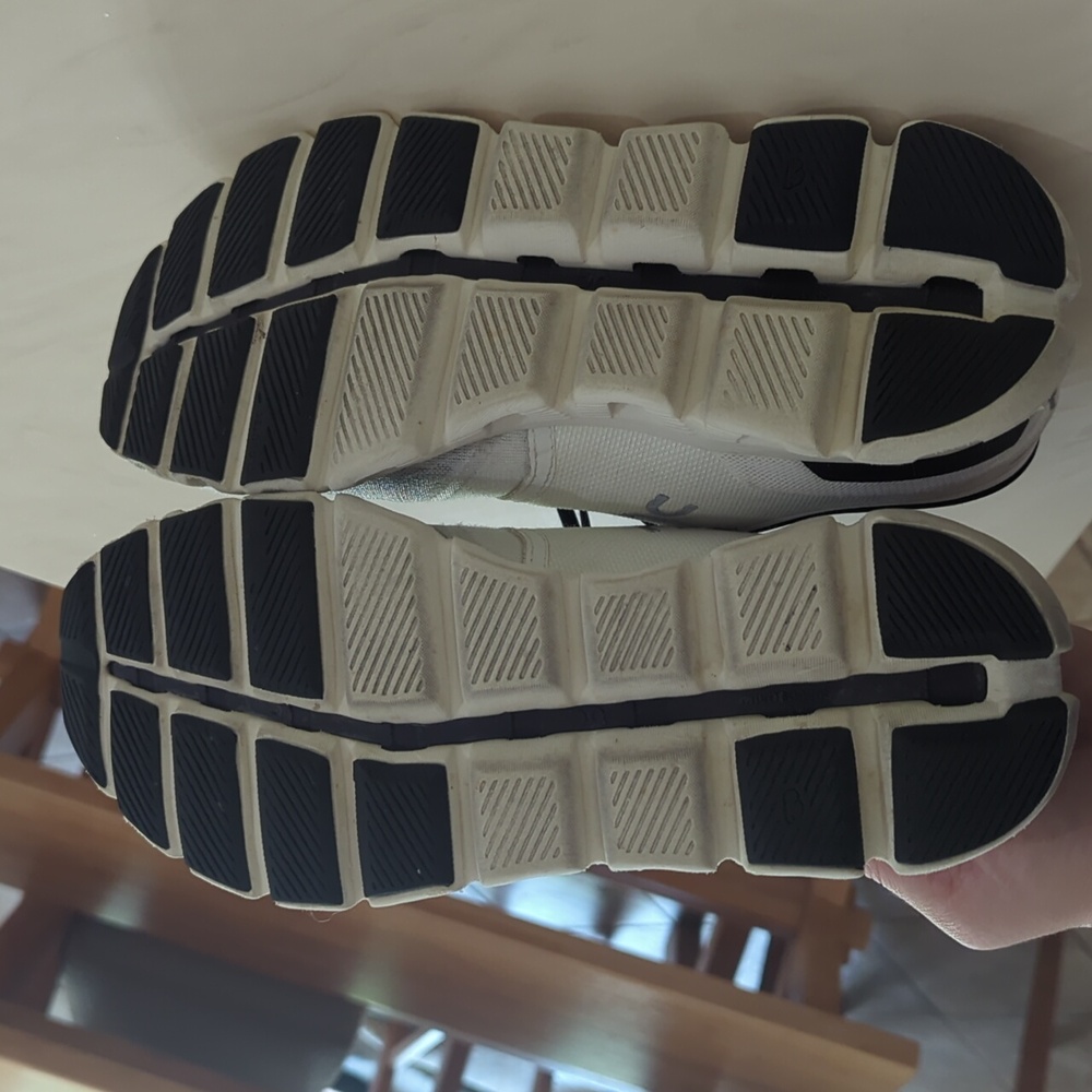 On Cloud X Running Shoes, Size 11 - Picture 5 of 7